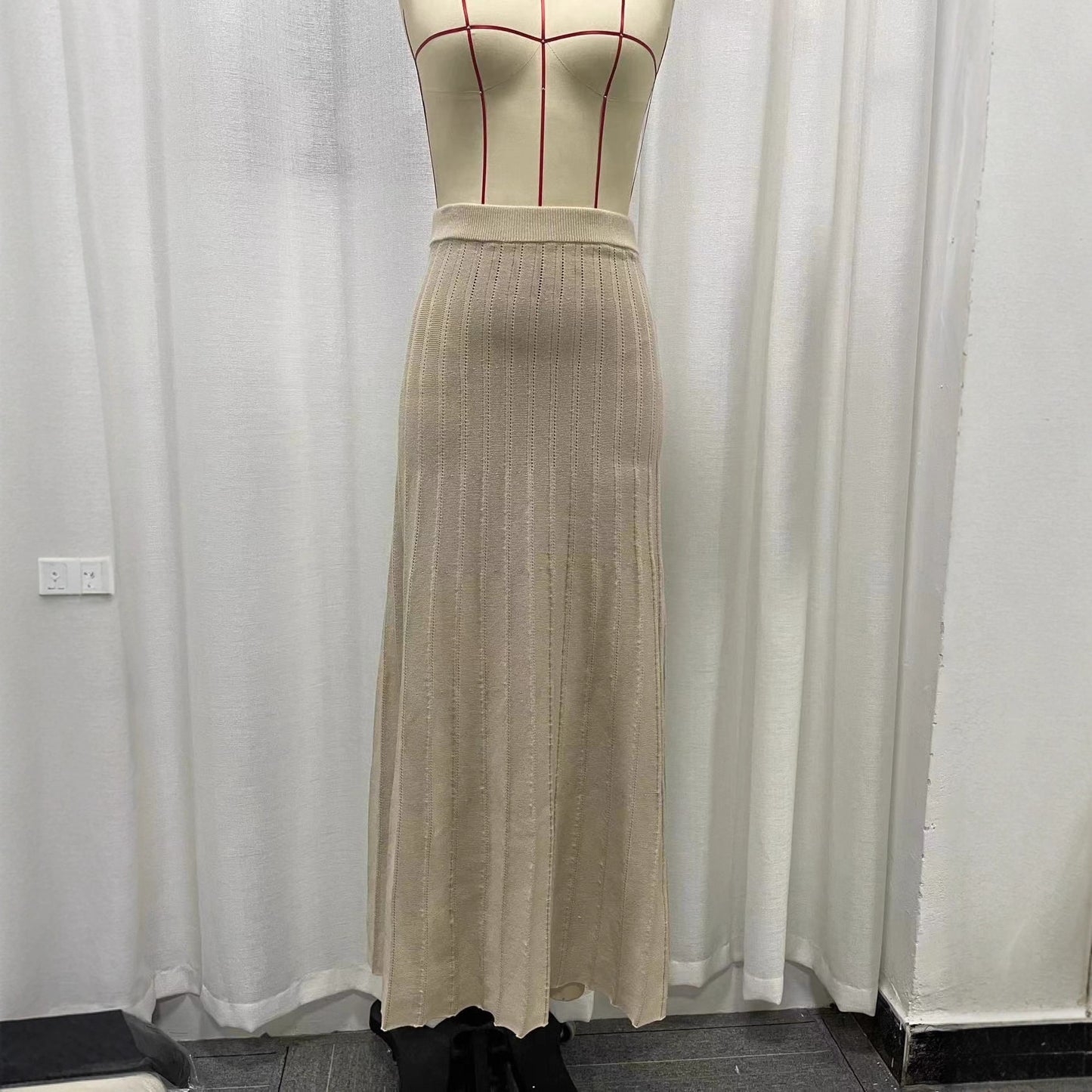 Women's Pleated Fishtail Skirt Apricot